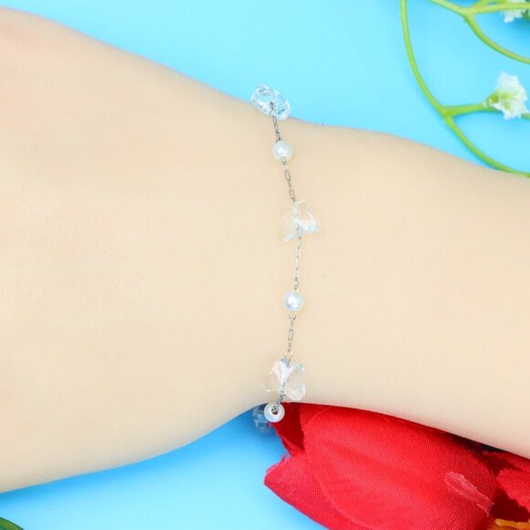 Chic & Stylish Bracelet – A Thoughtful Gift for Women and Girls, DYC1464 - Picture 1 of 8